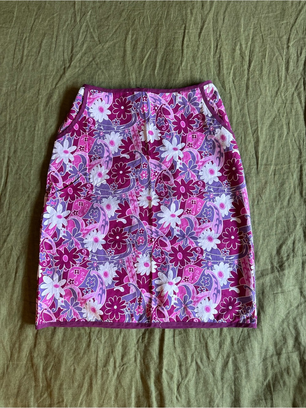 Vintage Floral Pink Women’s Mini Skirt